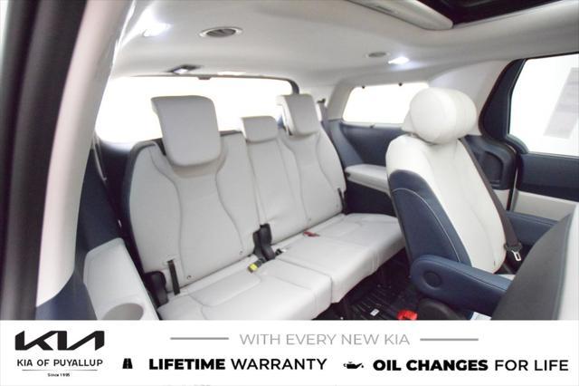 new 2025 Kia Carnival Hybrid car, priced at $55,325