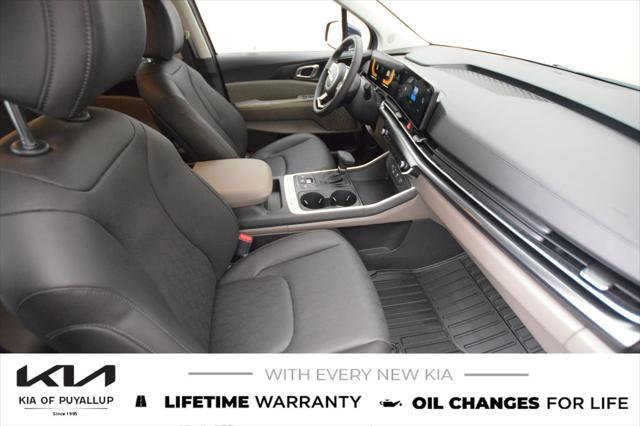 new 2025 Kia Carnival car, priced at $40,655