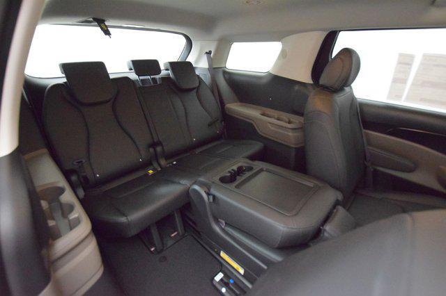 new 2025 Kia Carnival car, priced at $40,160