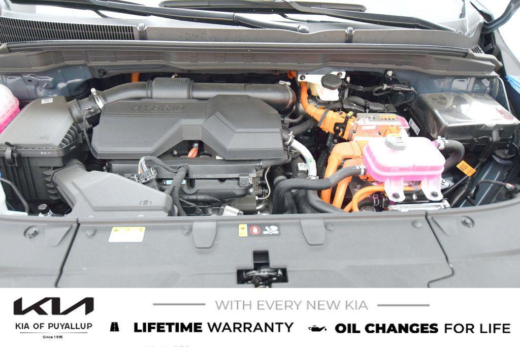 new 2025 Kia Carnival Hybrid car, priced at $57,765