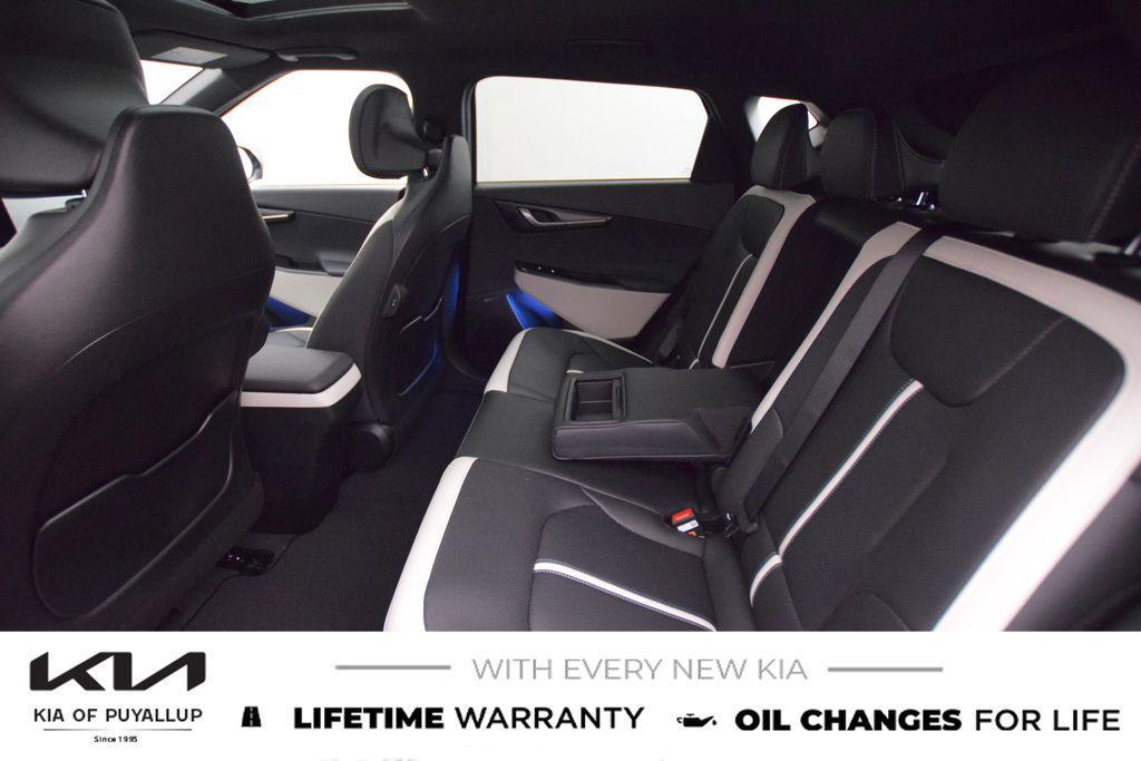 new 2025 Kia EV6 car, priced at $61,075