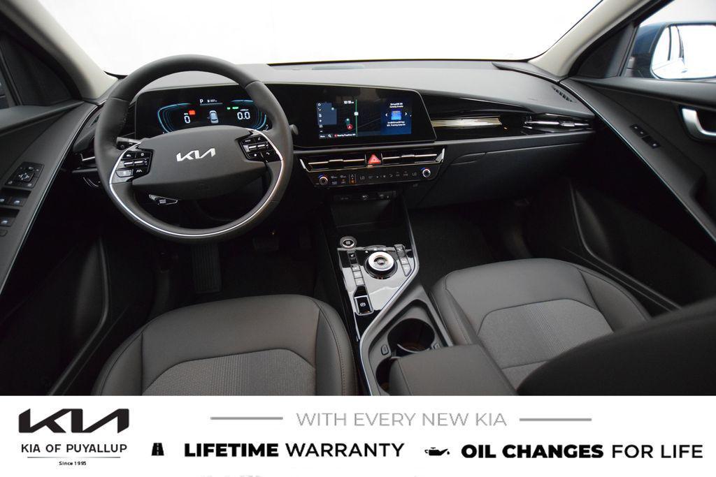 new 2025 Kia Niro Plug-In Hybrid car, priced at $36,660
