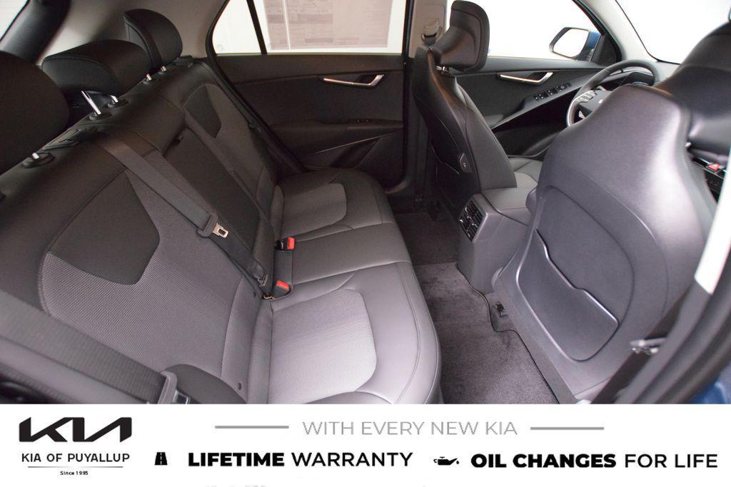 new 2025 Kia Niro Plug-In Hybrid car, priced at $36,660