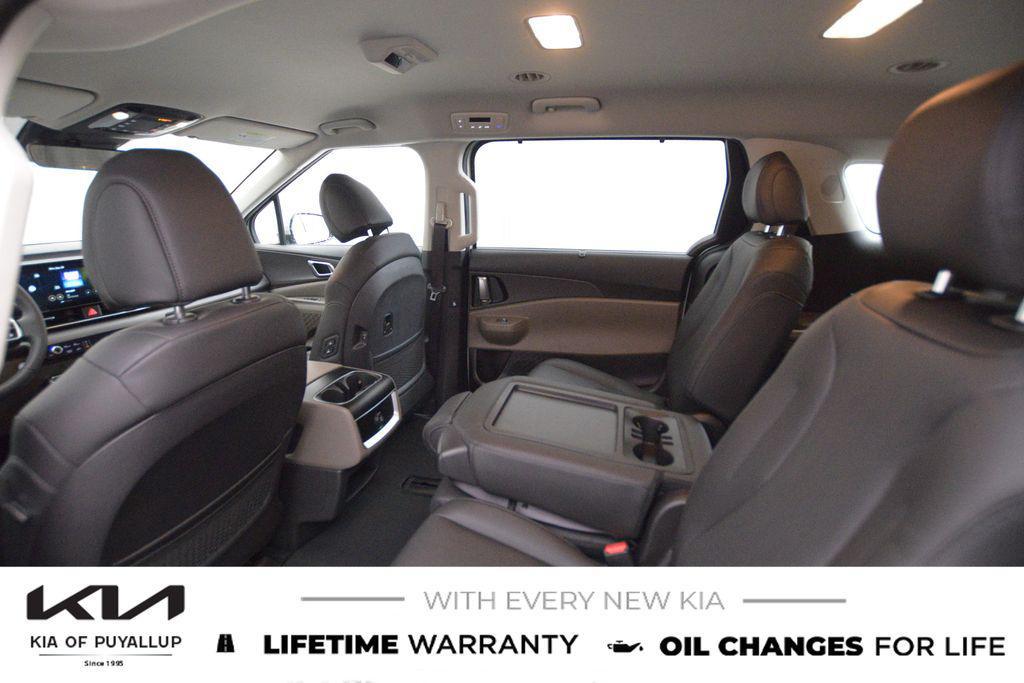 new 2026 Kia Carnival Hybrid car, priced at $45,385