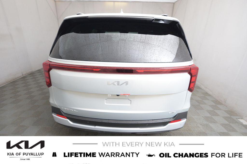new 2026 Kia Carnival Hybrid car, priced at $45,385