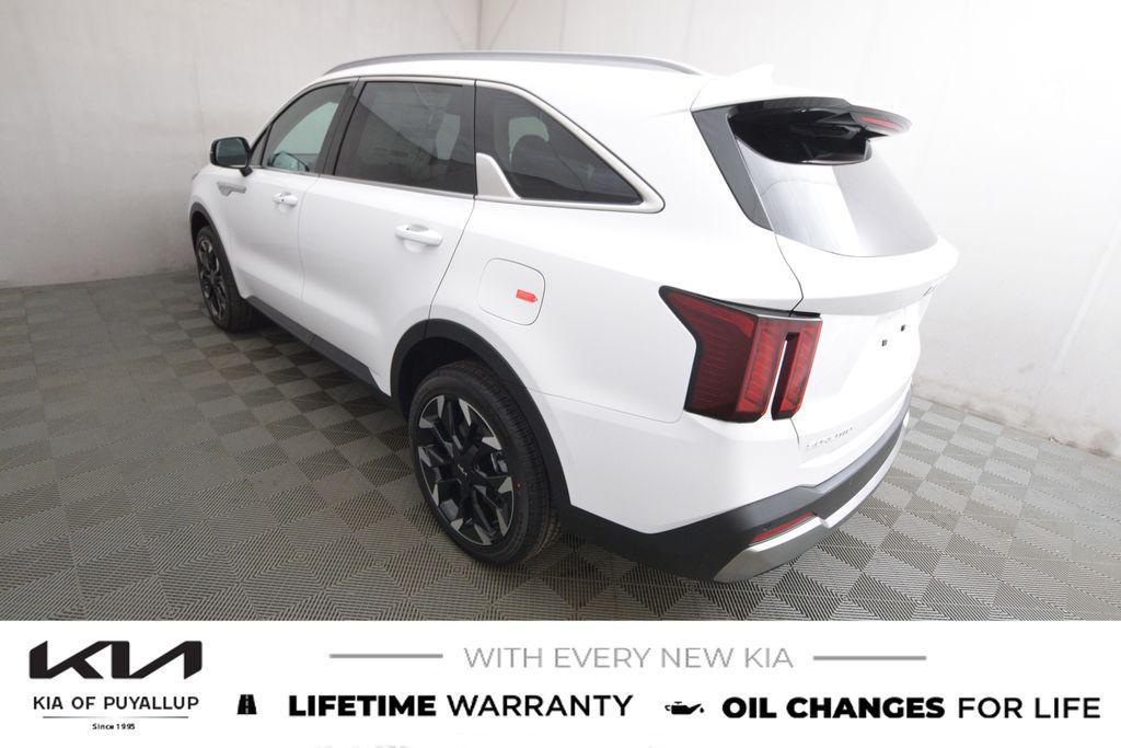 new 2026 Kia Sorento car, priced at $42,325