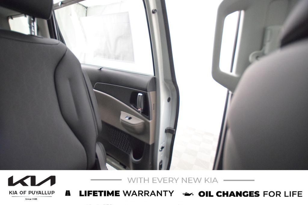 new 2026 Kia Carnival car, priced at $48,285