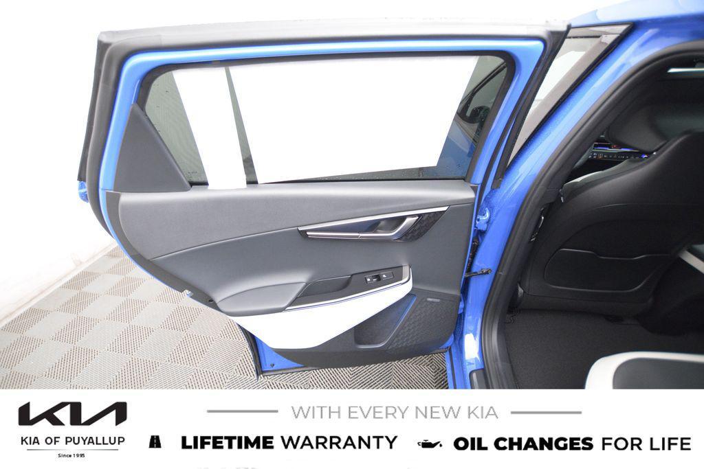 new 2025 Kia EV6 car, priced at $61,110