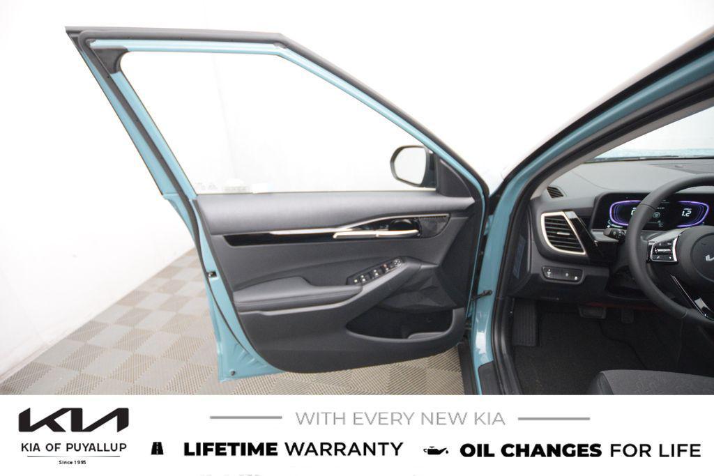 new 2026 Kia Seltos car, priced at $29,090