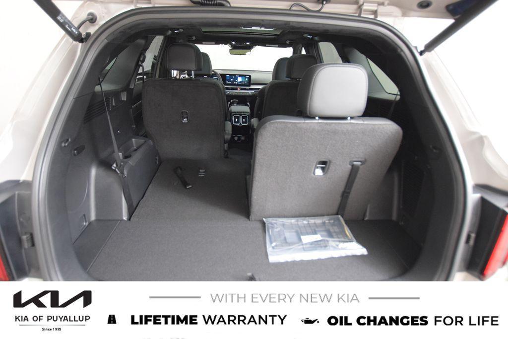 new 2025 Kia Sorento car, priced at $48,030