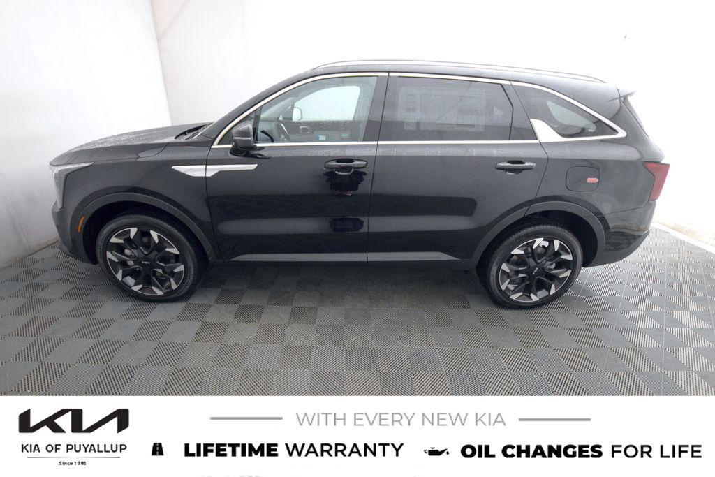 new 2025 Kia Sorento car, priced at $42,530