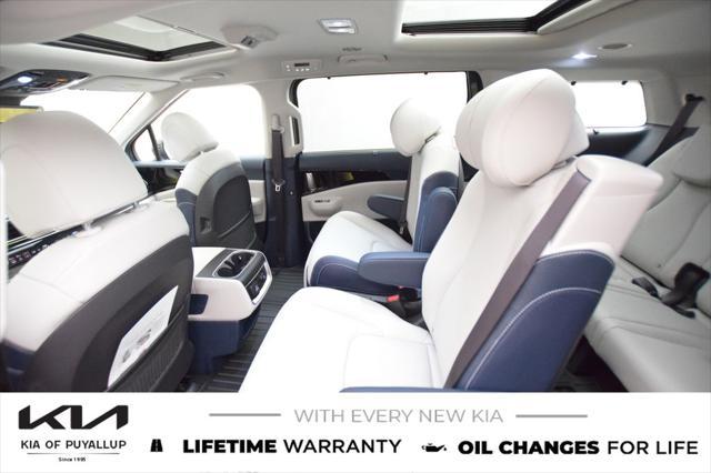 new 2025 Kia Carnival Hybrid car, priced at $54,830
