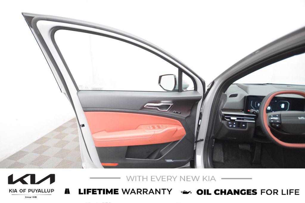 new 2026 Kia Sportage Hybrid car, priced at $42,675