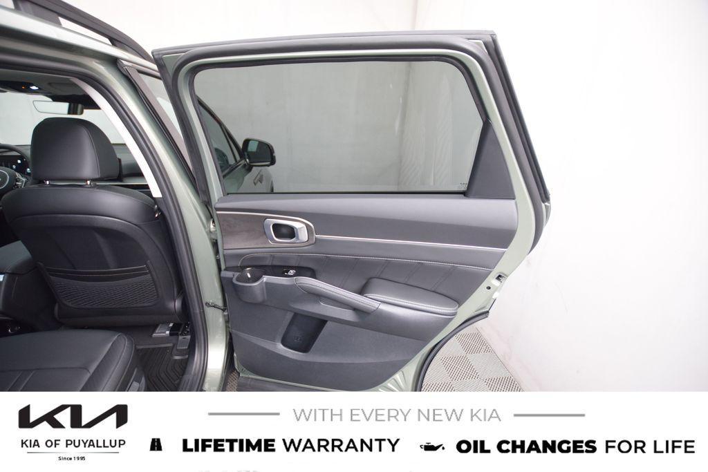 new 2025 Kia Sorento car, priced at $46,080