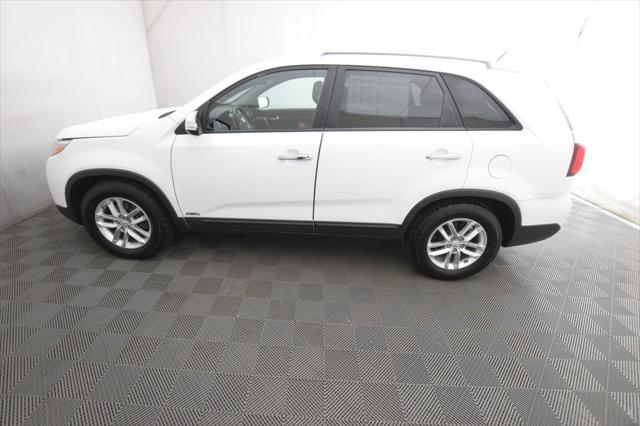 used 2014 Kia Sorento car, priced at $9,999