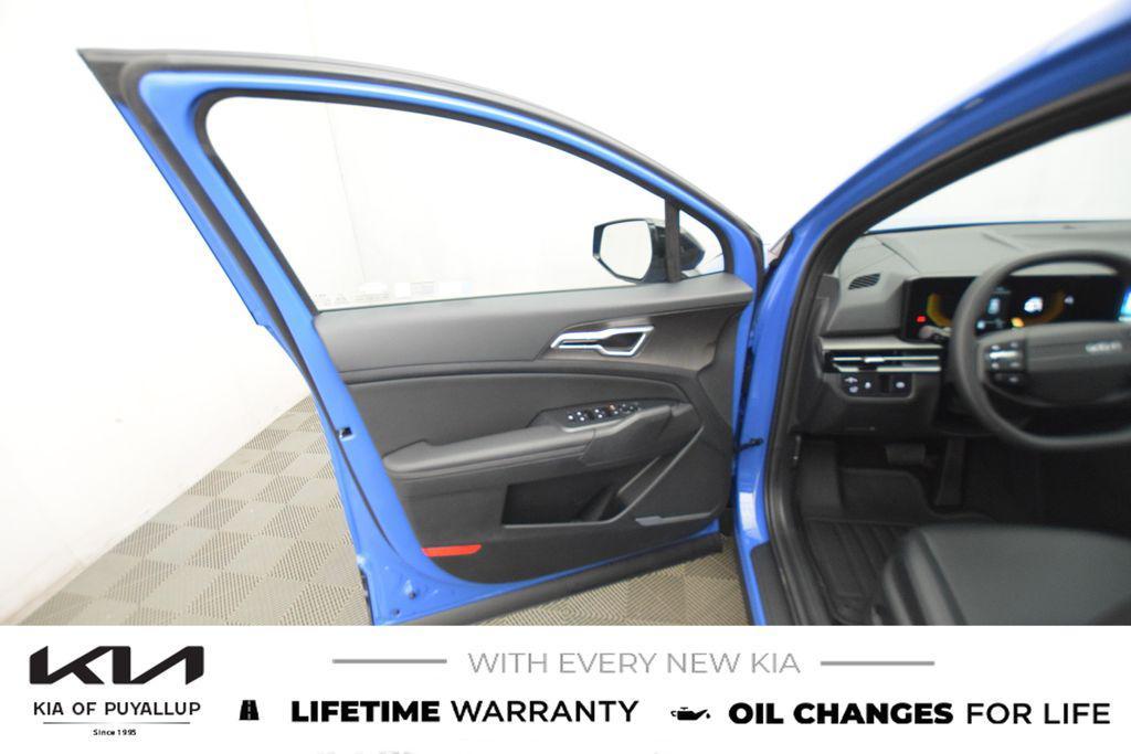 new 2026 Kia Sportage car, priced at $36,275