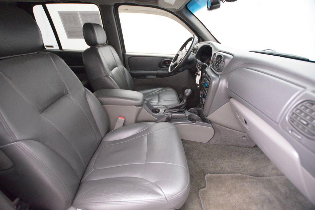 used 2002 Chevrolet TrailBlazer EXT car, priced at $5,899