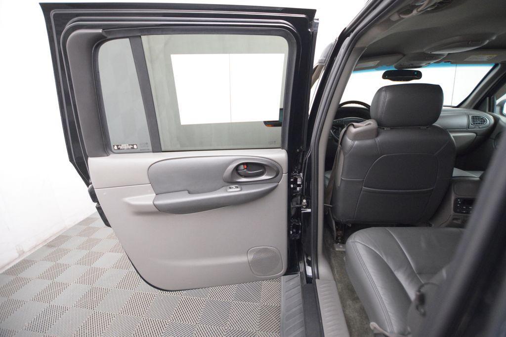 used 2002 Chevrolet TrailBlazer EXT car, priced at $5,899
