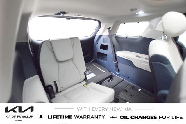 new 2025 Kia Carnival Hybrid car, priced at $54,830