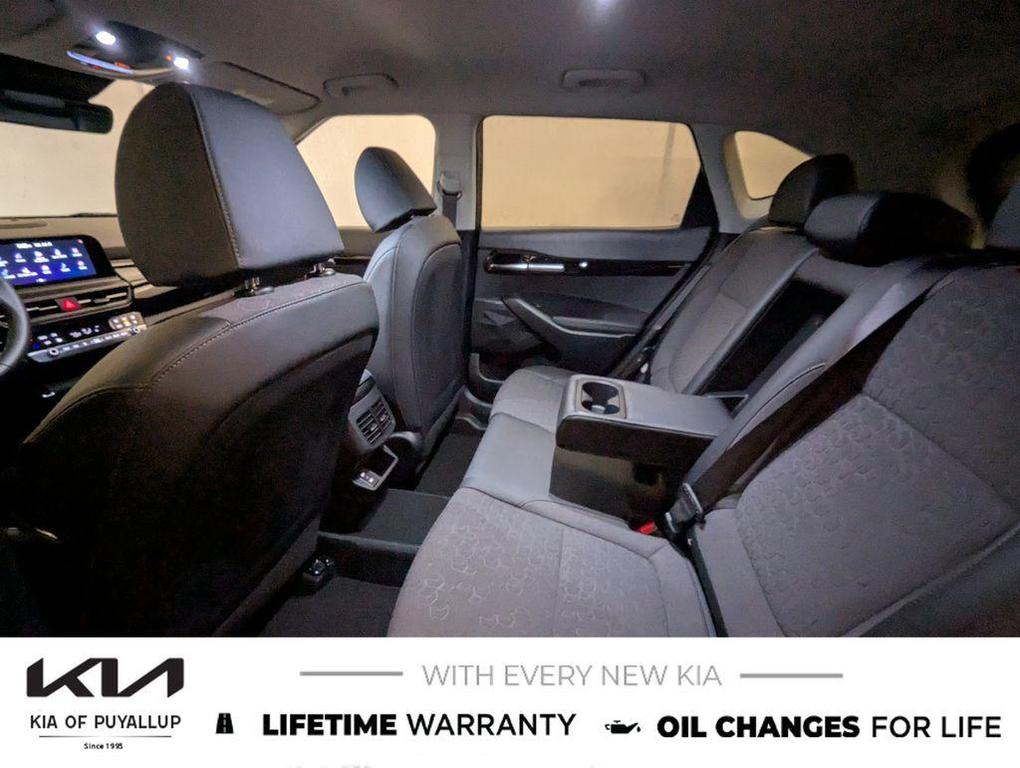 new 2025 Kia Seltos car, priced at $28,820