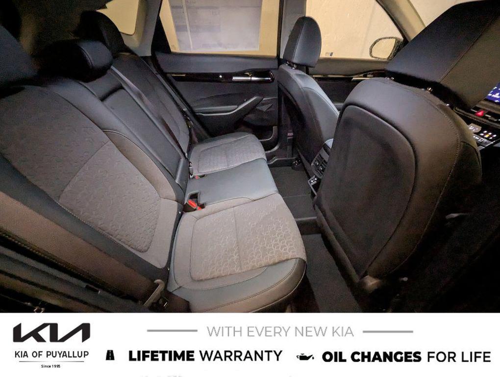 new 2025 Kia Seltos car, priced at $28,820