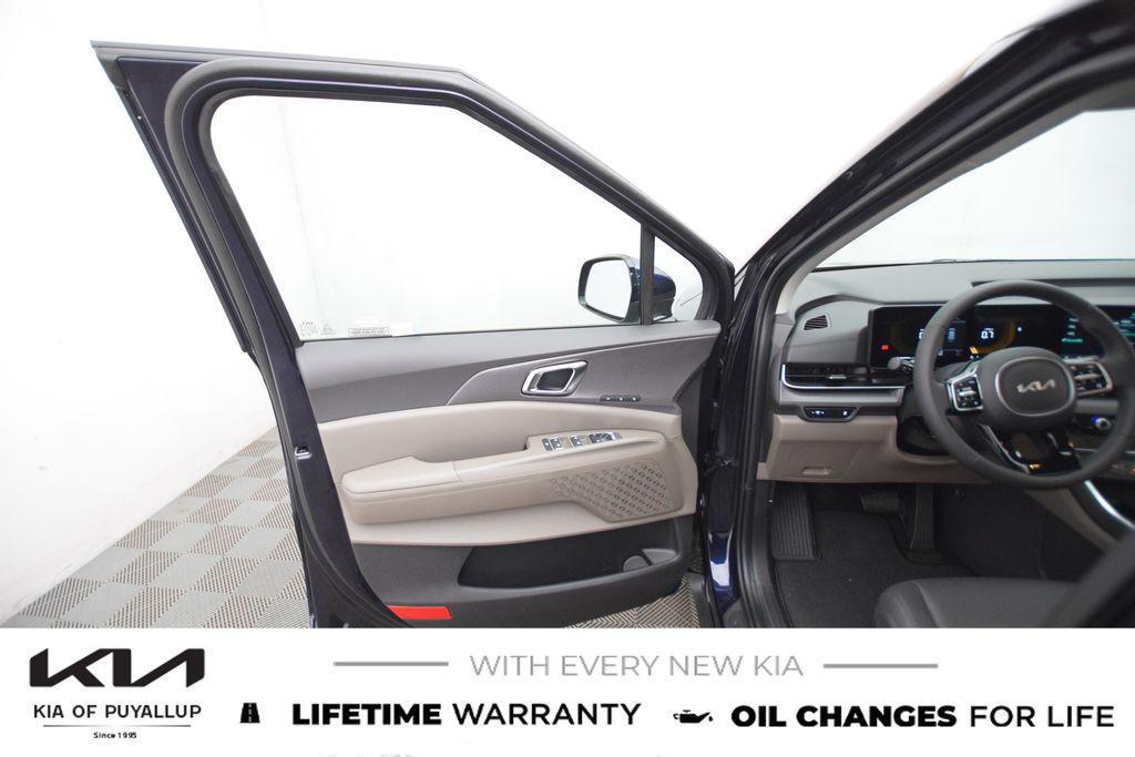 new 2026 Kia Carnival car, priced at $42,890