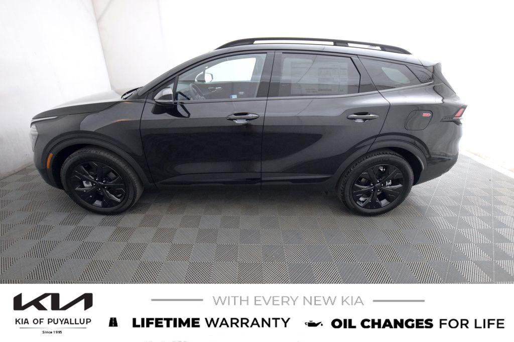 new 2025 Kia Sportage car, priced at $40,495