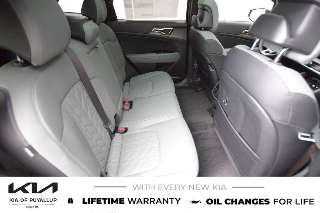 new 2025 Kia Sportage car, priced at $40,495