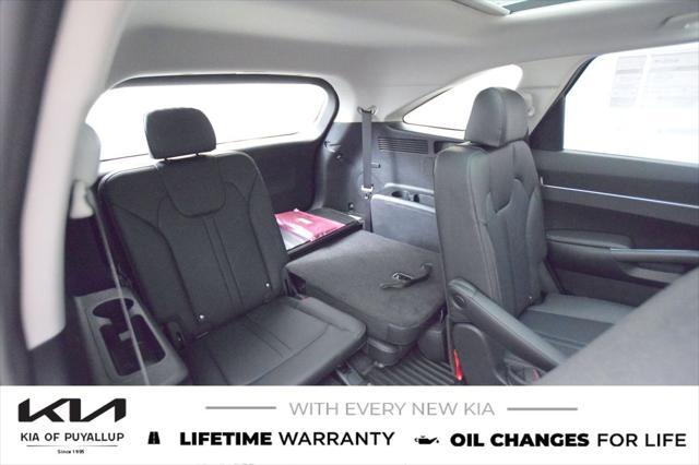 new 2025 Kia Sorento car, priced at $43,360