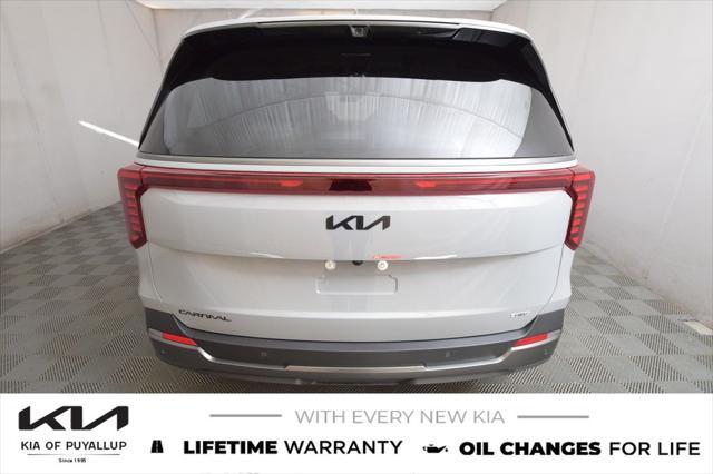 new 2025 Kia Carnival Hybrid car, priced at $57,765