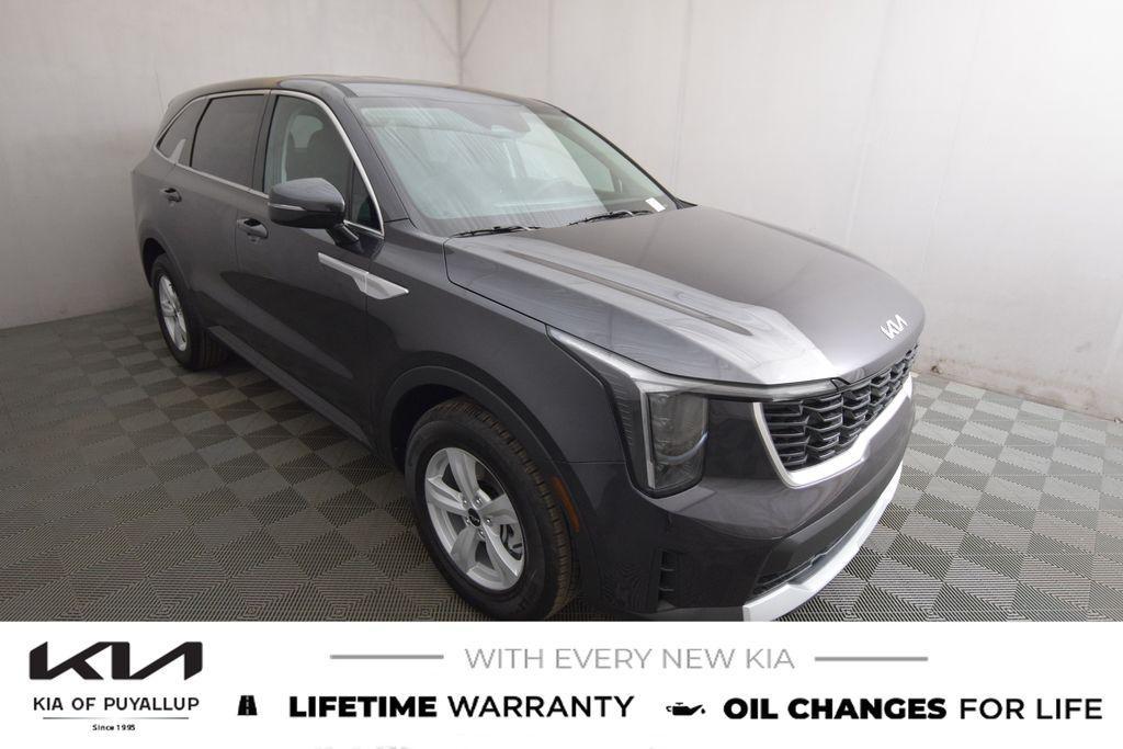 new 2025 Kia Sorento car, priced at $32,995