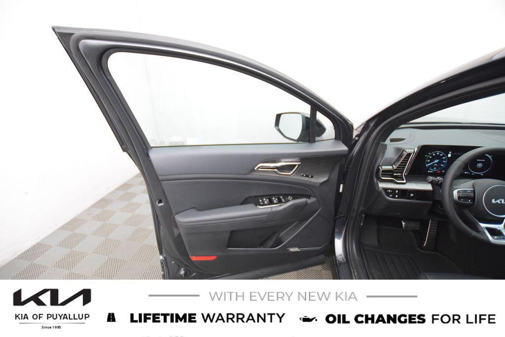new 2025 Kia Sportage car, priced at $46,475