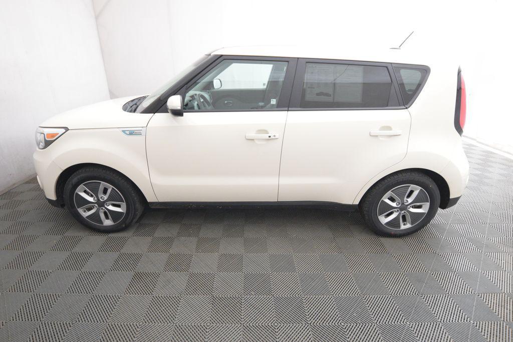 used 2017 Kia Soul EV car, priced at $10,998