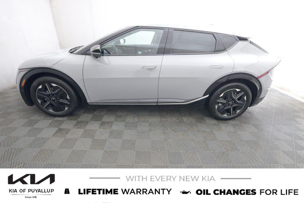 new 2025 Kia EV6 car, priced at $52,015