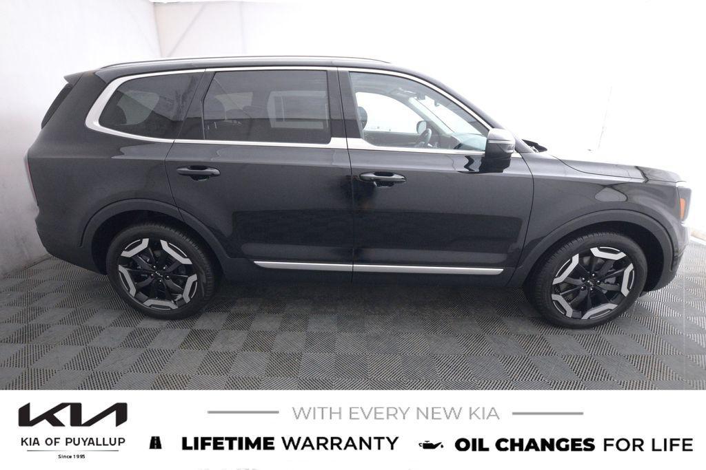 new 2025 Kia Telluride car, priced at $46,335