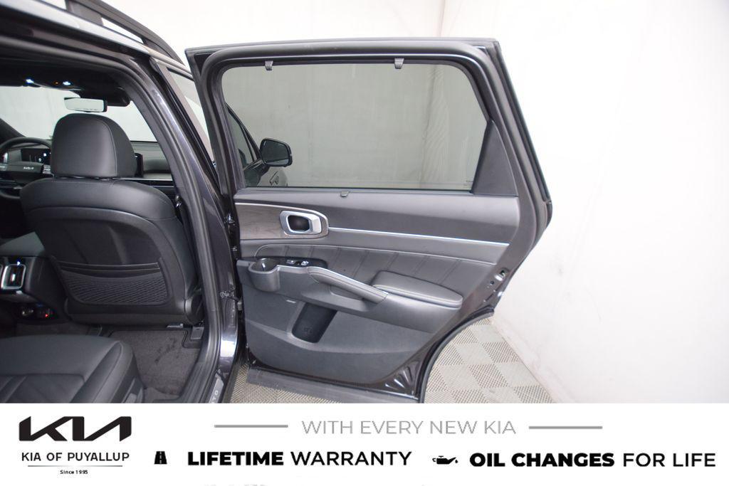 new 2026 Kia Sorento car, priced at $48,270