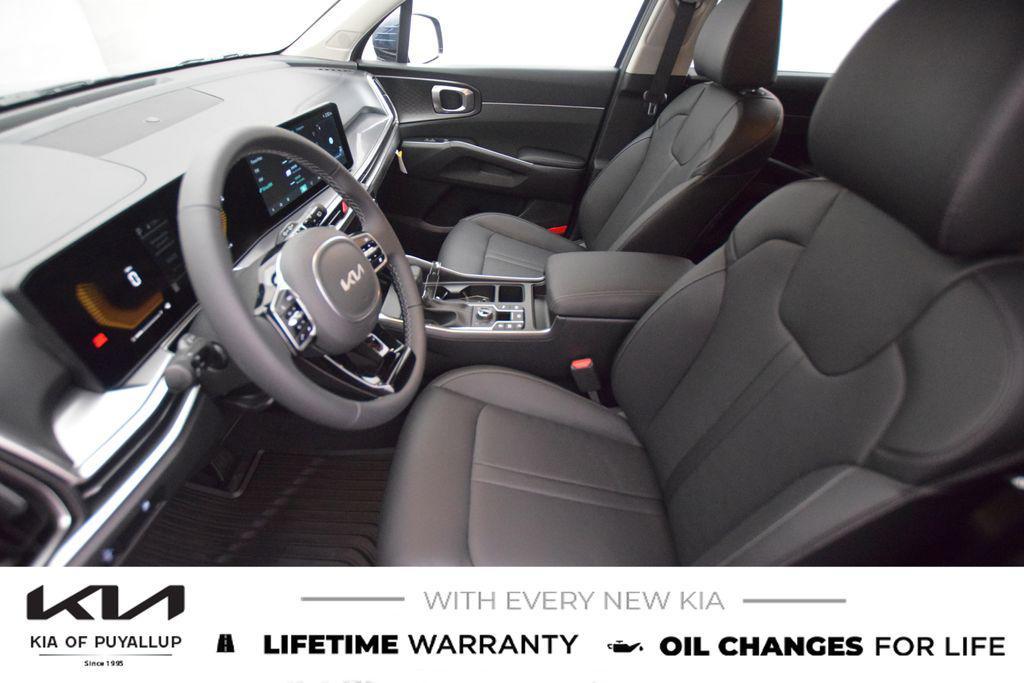 new 2025 Kia Sorento car, priced at $39,055
