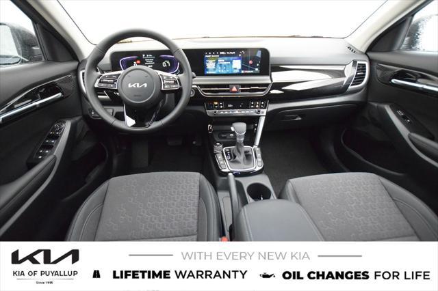 new 2025 Kia Seltos car, priced at $28,425