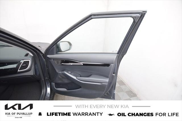 new 2025 Kia Seltos car, priced at $28,425