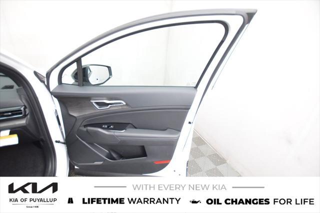 new 2025 Kia Sportage car, priced at $35,815