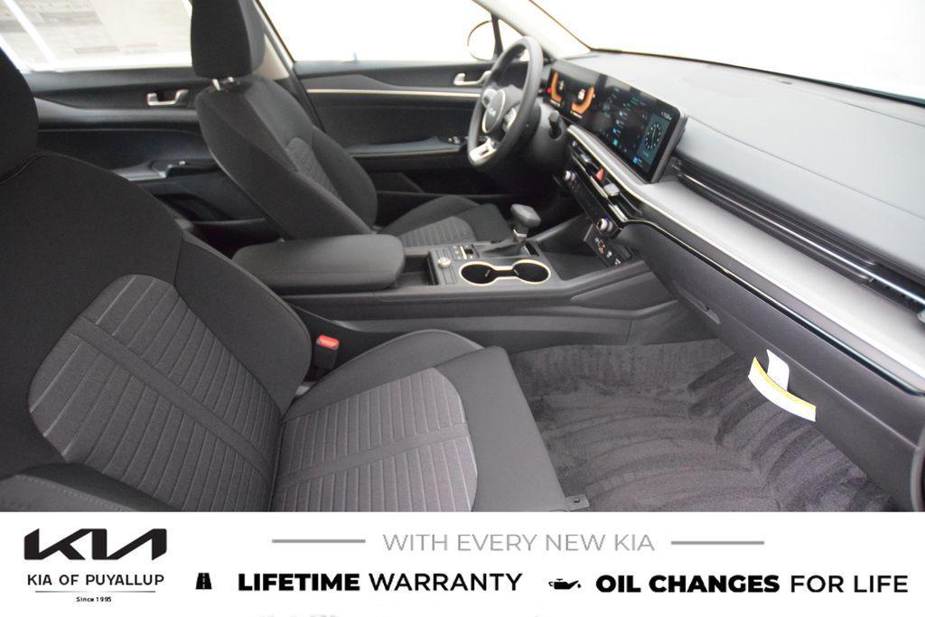 new 2026 Kia K5 car, priced at $29,060