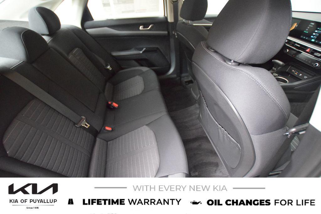 new 2026 Kia K5 car, priced at $29,060