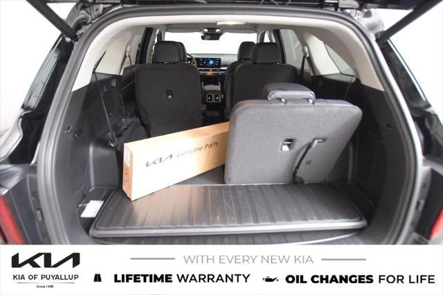 new 2025 Kia Sorento Hybrid car, priced at $42,465