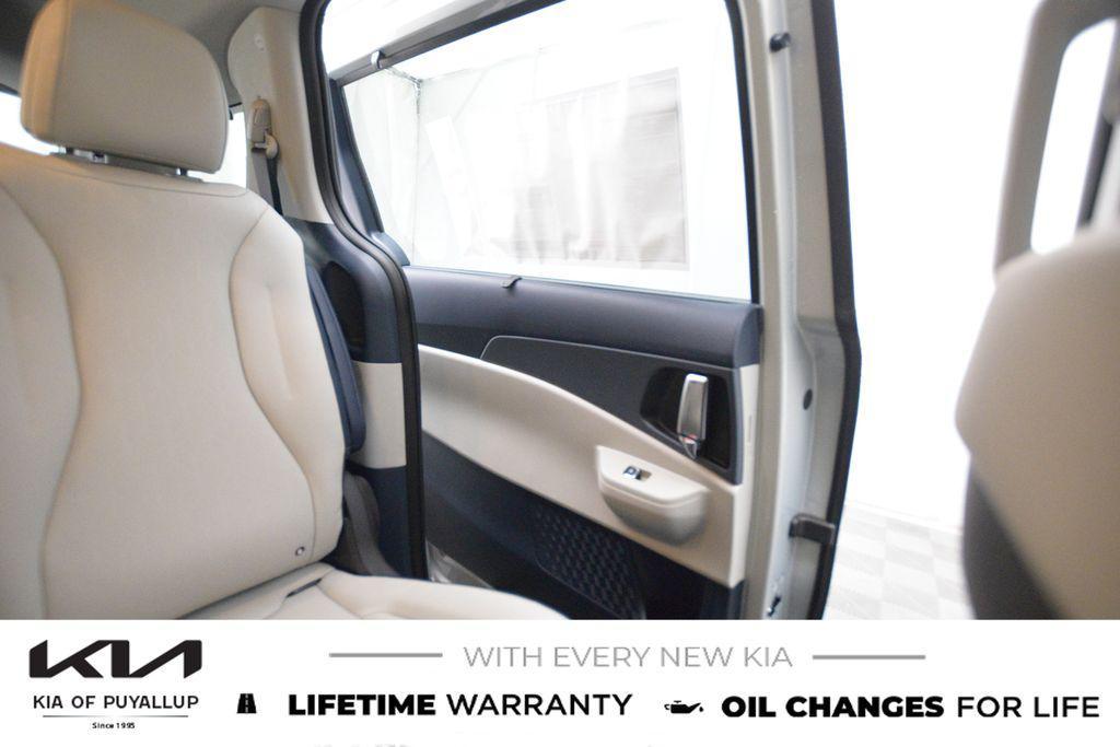 new 2026 Kia Carnival car, priced at $43,385