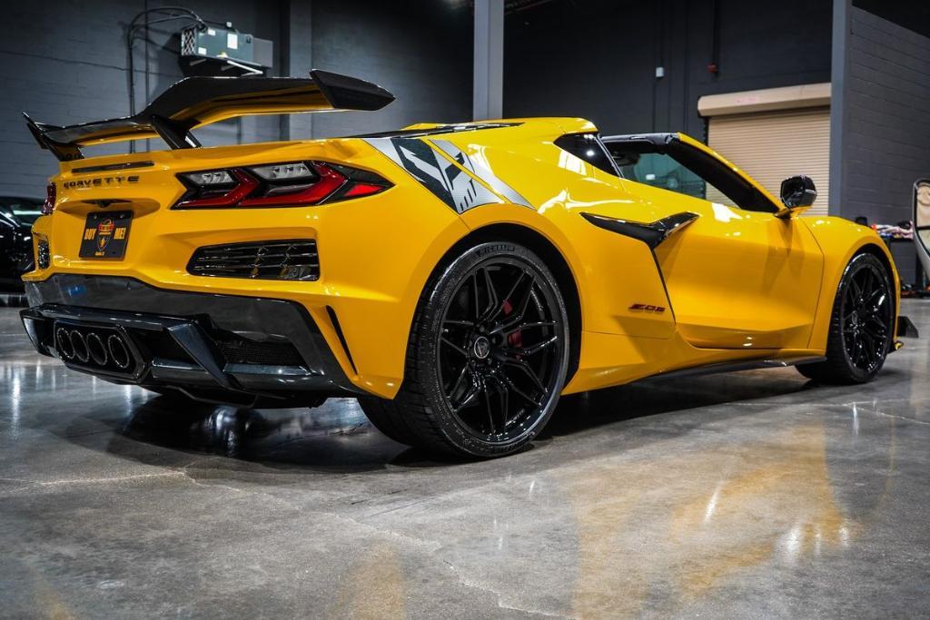 used 2025 Chevrolet Corvette car, priced at $148,989