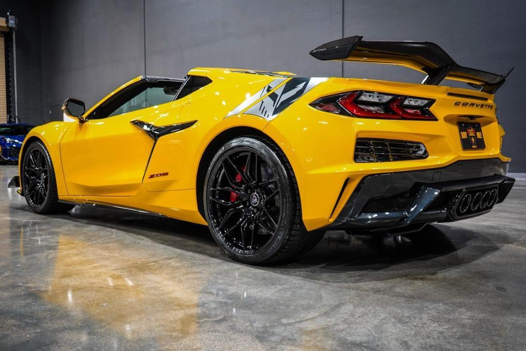 used 2025 Chevrolet Corvette car, priced at $148,989