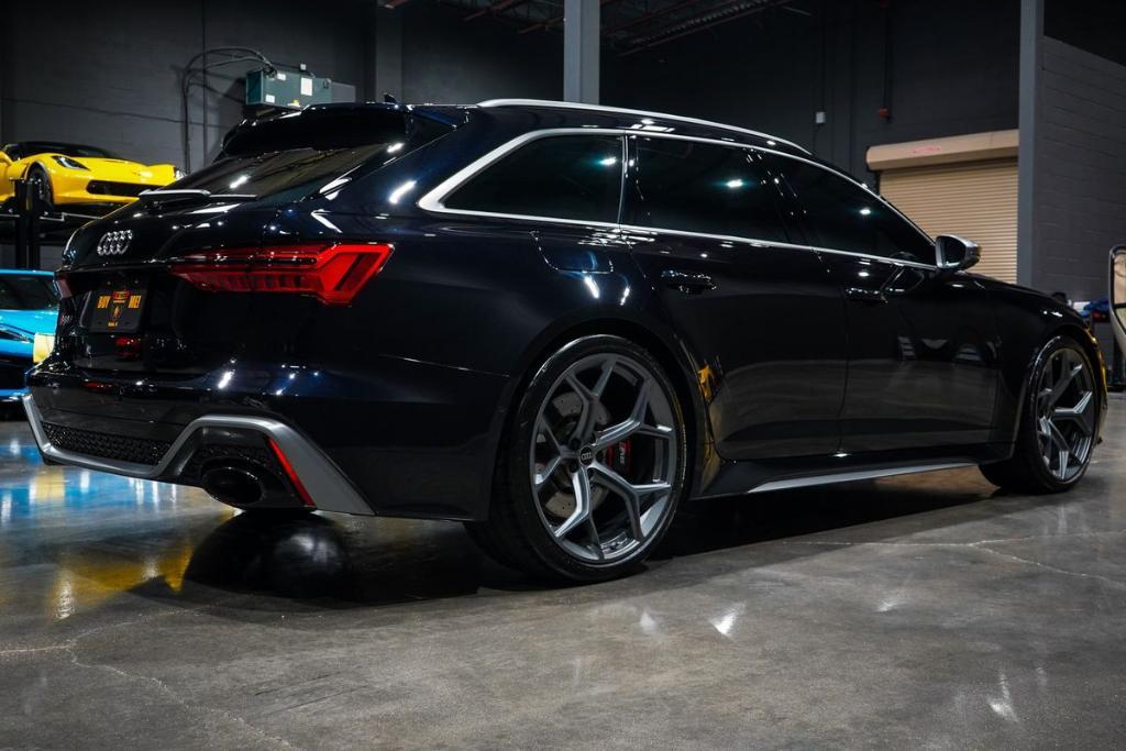 used 2024 Audi RS 6 Avant car, priced at $129,989
