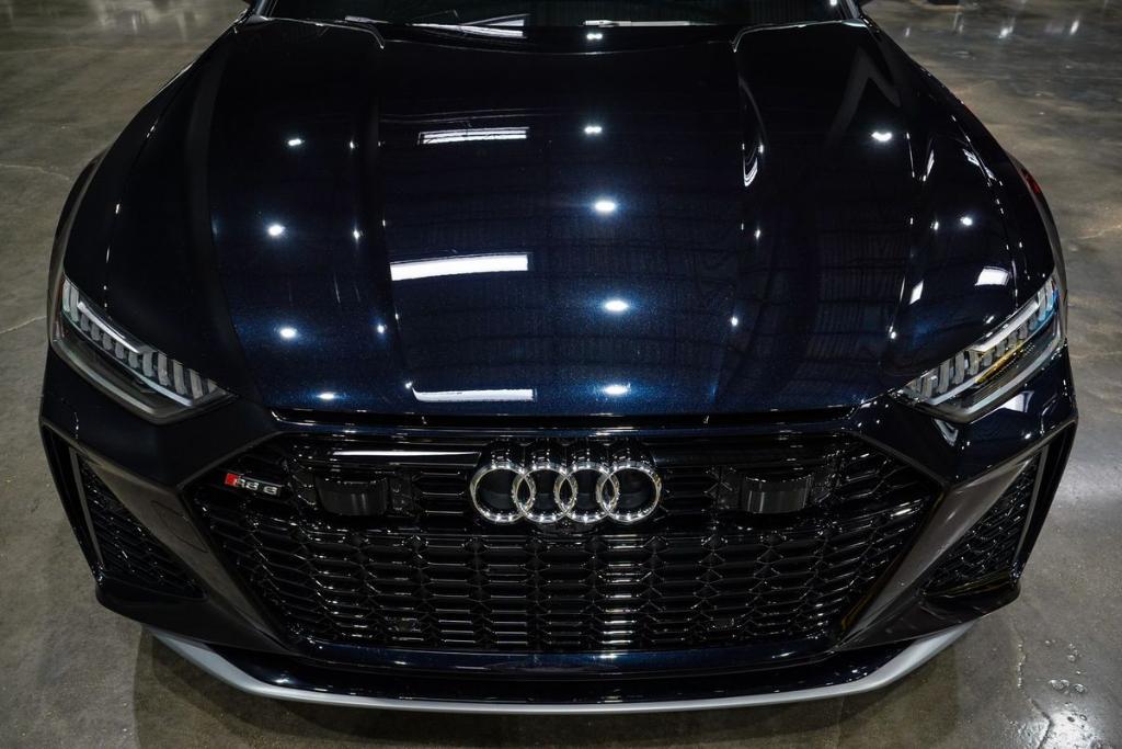 used 2024 Audi RS 6 Avant car, priced at $129,989