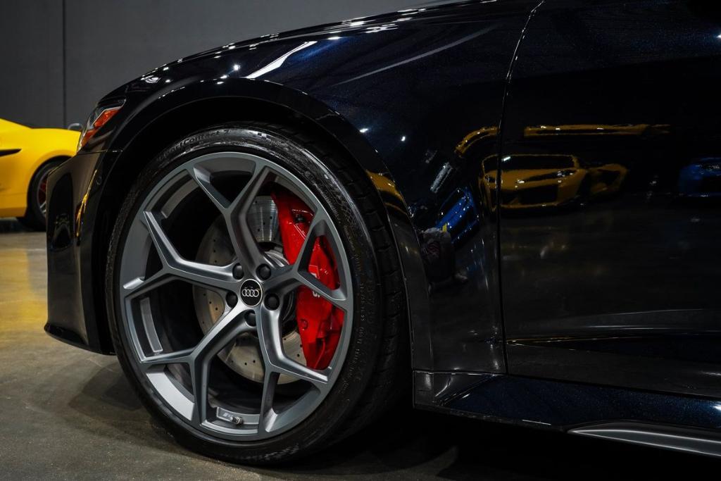 used 2024 Audi RS 6 Avant car, priced at $129,989