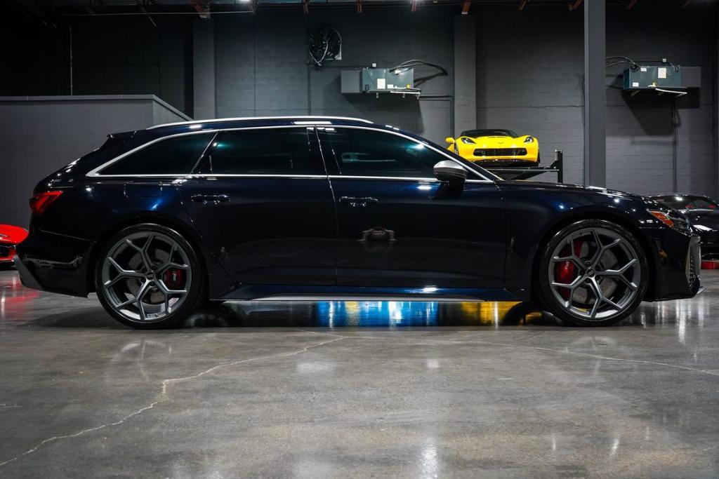 used 2024 Audi RS 6 Avant car, priced at $129,989